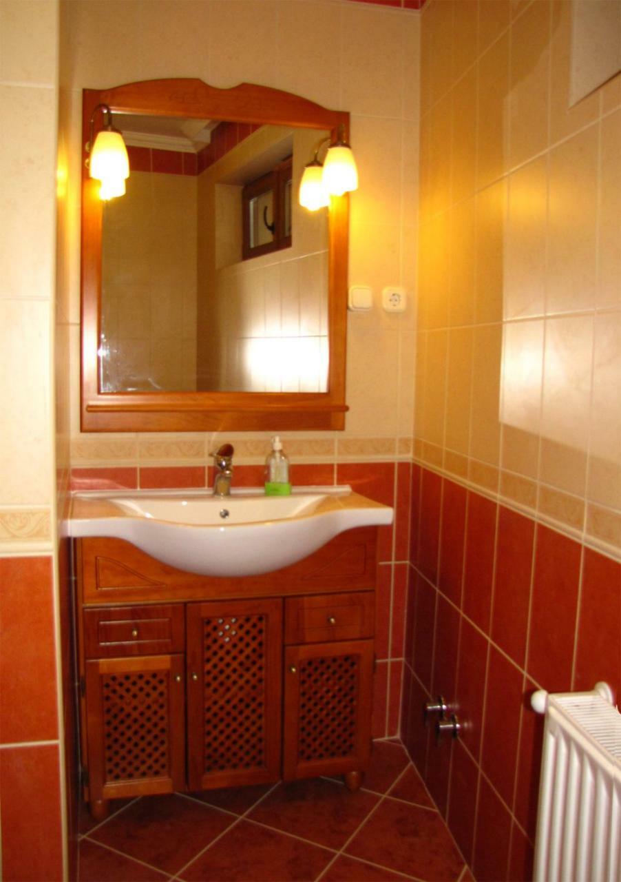 ハイデゥソボスロー Szegfu Apartmanヴィラ エクステリア 写真