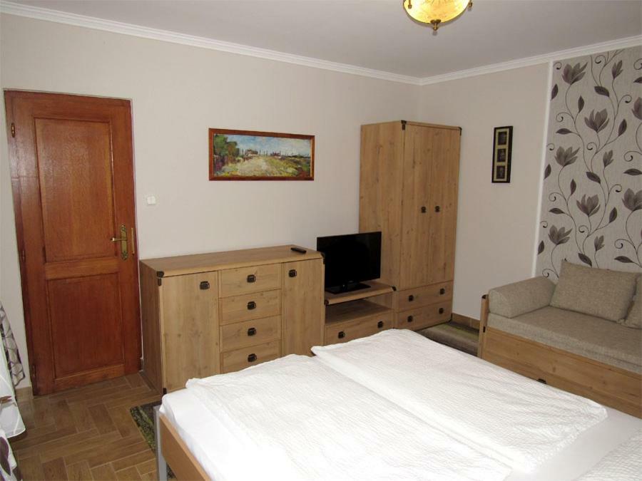 ハイデゥソボスロー Szegfu Apartmanヴィラ エクステリア 写真